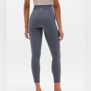 Athleta Salutation Stash High Rise 7/8 Legging